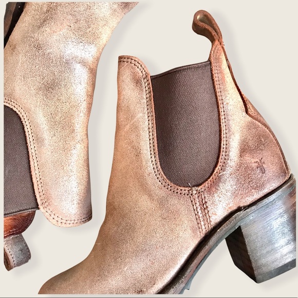 Frye Sabrina Chelsea Vintage Tan/Brown Suede Classic Casual Heeled Ankle Booties - Picture 12 of 16